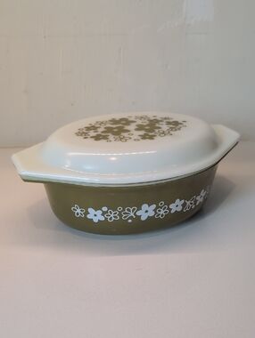 PYREX Casserole Crazy Daisy Spring Blossom "043" 1 1/2 QT Dish w Lid Avocado Vtg